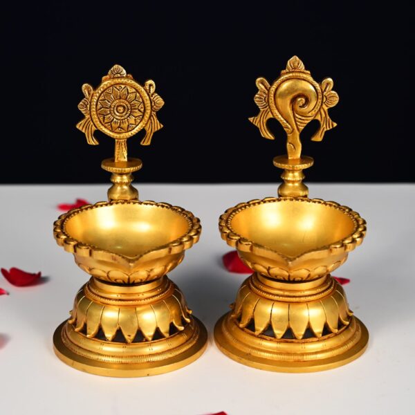 Super fine brass sankha chakra diya set height 7 inch