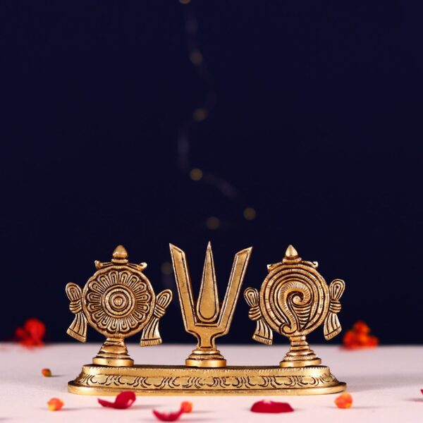 brass sankha chakra namah stand height 4.1 inch