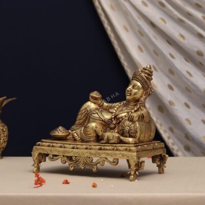 Brass kuber statue height 9 inch