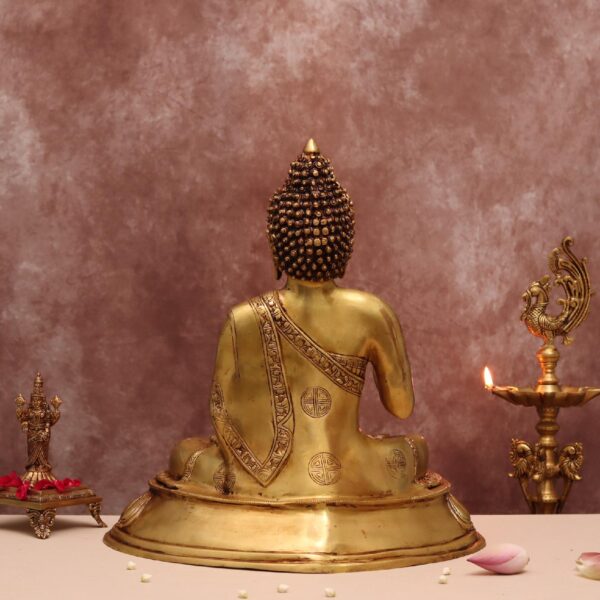 Big brass blessing buddha murti 20 inches