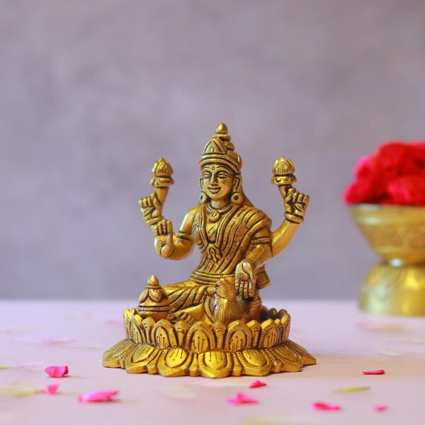 goddess laxmi brass murti height 5.2 inches