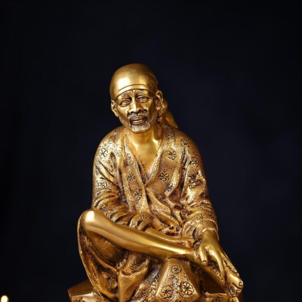 Brass Shirdi Sai Baba Idol Height 15 Inch