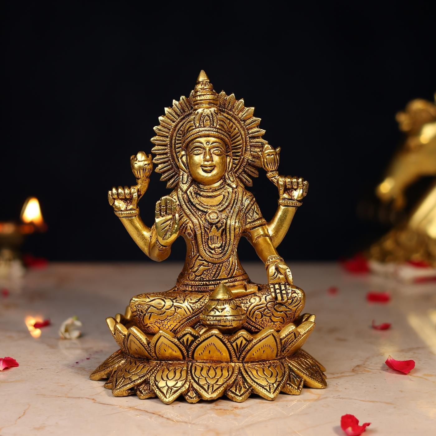 Brass Goddess Laxmi Idol Height 7.5 Inch