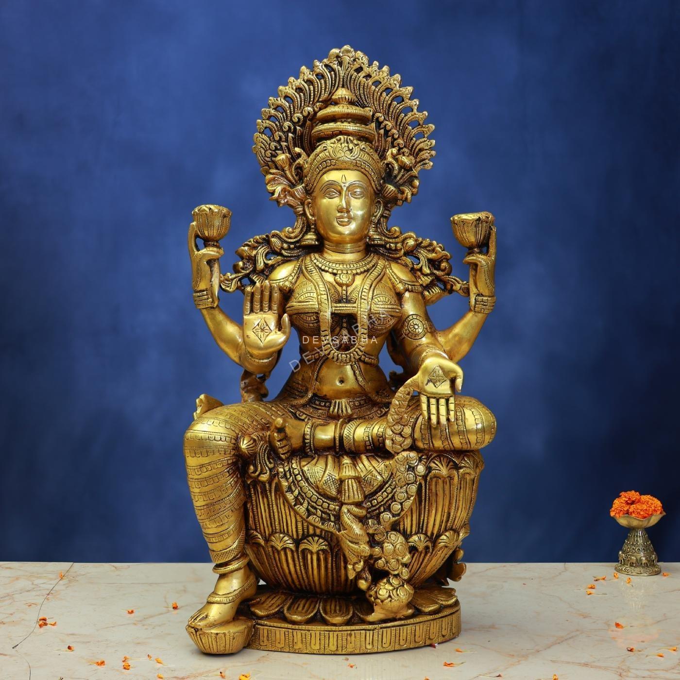 Large Brass Ganesh Laxmi Saraswati Idol – 25.5 Inches – Divine Trio Statue – detail view